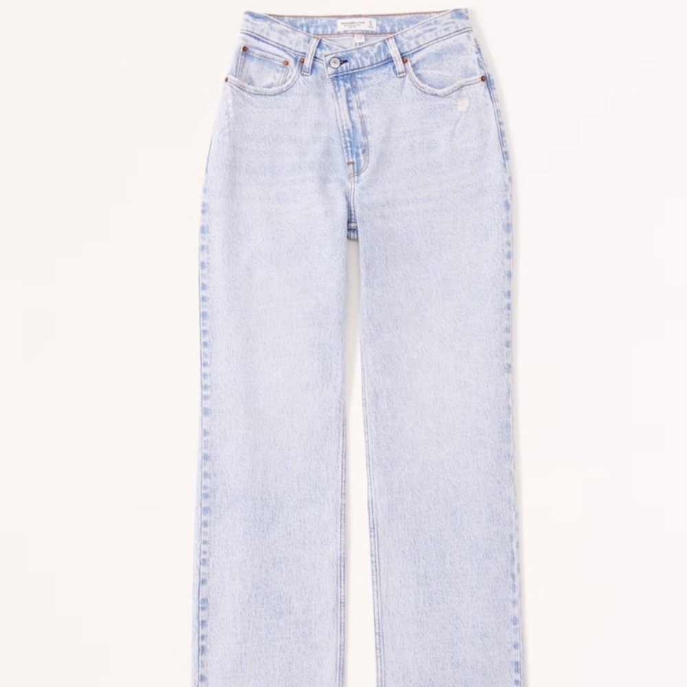 ABERCROMBIE & FITCH Curve Love High Rise 90s Relaxed Jean